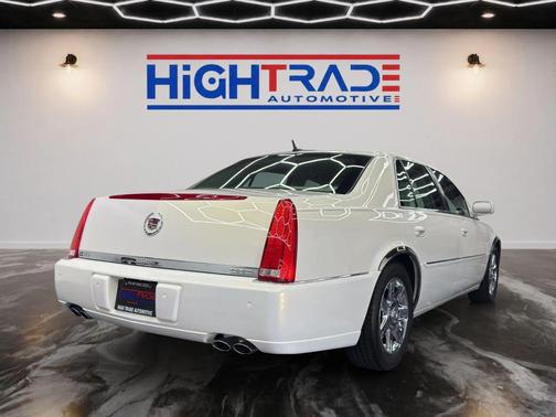 Glacier White 2006 Cadillac DTS Base