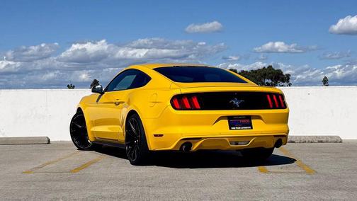 2015 Ford Mustang V6