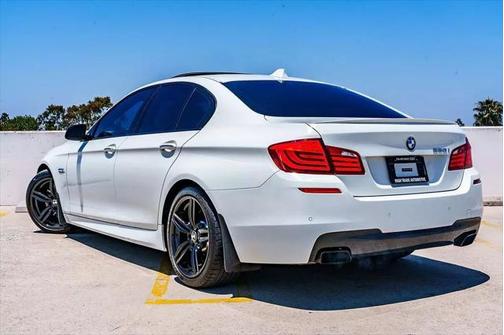 2013 BMW 550 550i Sedan 4D