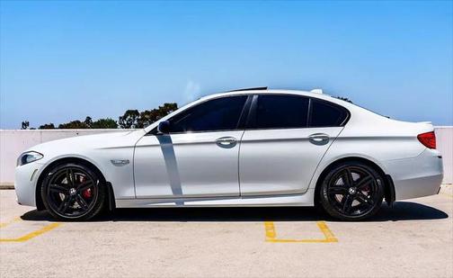 2013 BMW 550 550i Sedan 4D