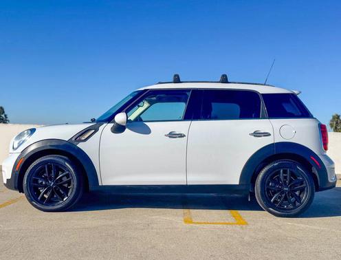 2012 MINI Cooper S Countryman Base