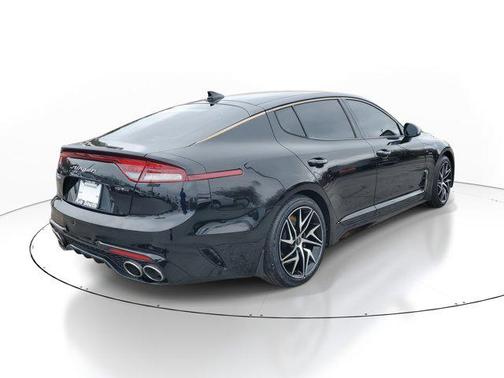 2022 Kia Stinger GT-Line