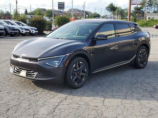 2025 Kia EV6 Light Long Range