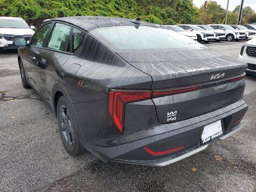 2025 Kia K4 LX