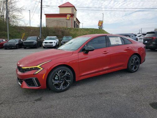 2025 Kia K5 GT-Line