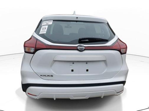 2024 Nissan Kicks S