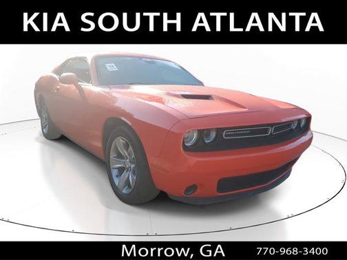 2017 Dodge Challenger SXT