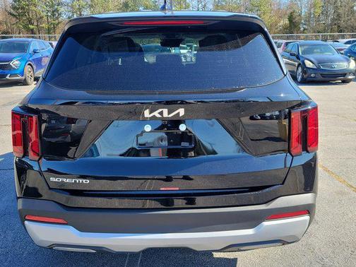 2026 Kia Sorento LX