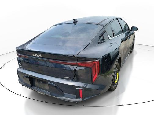 Aurora Black Pearl 2025 Kia K4 GT-Line