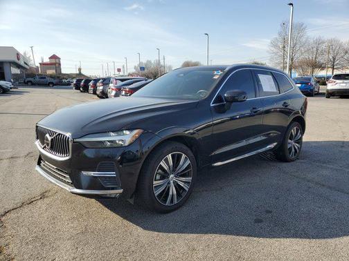 2023 Volvo XC60 B6 Ultimate Bright Theme