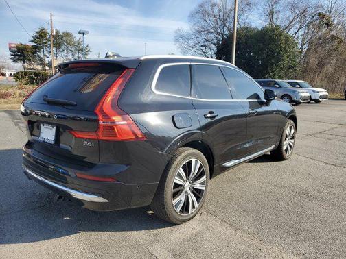 2023 Volvo XC60 B6 Ultimate Bright Theme