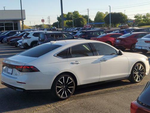 2024 Honda Accord Hybrid Touring