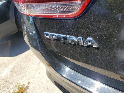 Ebony Black 2018 Kia Optima S