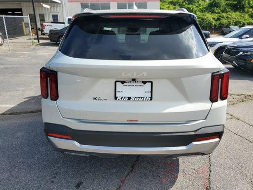 Ivory Silver 2026 Kia Sorento S