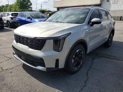 Ivory Silver 2026 Kia Sorento S