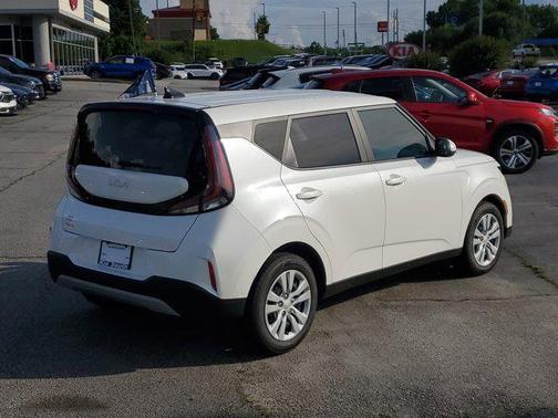 2023 Kia Soul LX