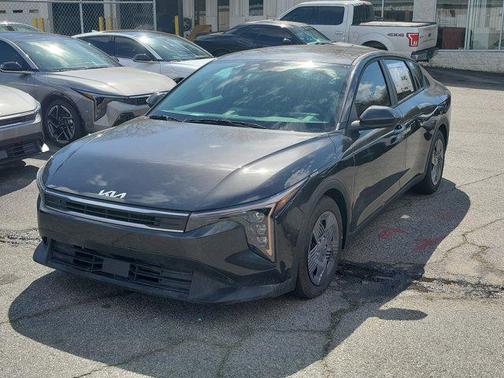 2026 Kia K4 LX