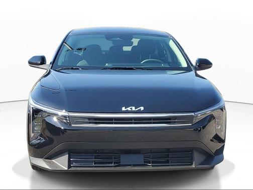 Aurora Black 2026 Kia K4 LX