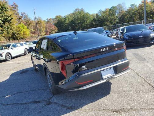 2025 Kia K4 LX