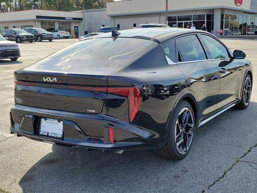 Aurora Black Pearl 2026 Kia K4 GT-Line