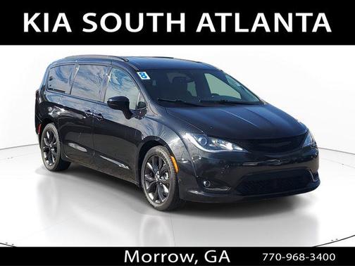 2018 Chrysler Pacifica Touring-L Plus