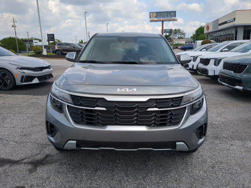 2025 Kia Seltos LX