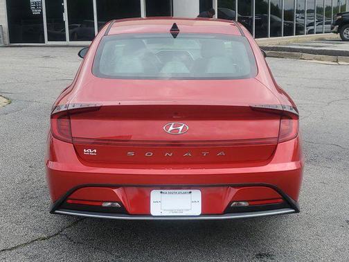 2021 Hyundai SONATA SE