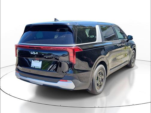 Aurora Black Pearl 2026 Kia Carnival LXS