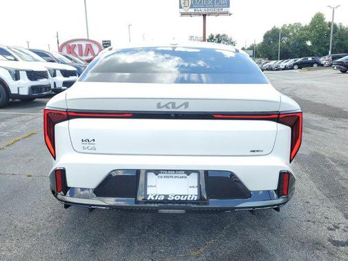 2025 Kia K4 GT-Line