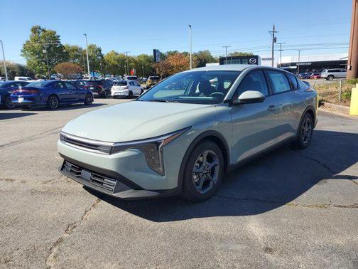 2025 Kia K4 LXS