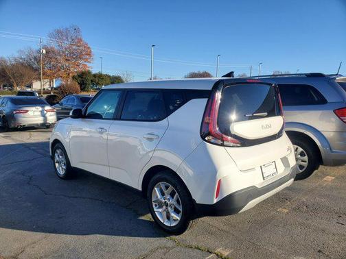 2023 Kia Soul S