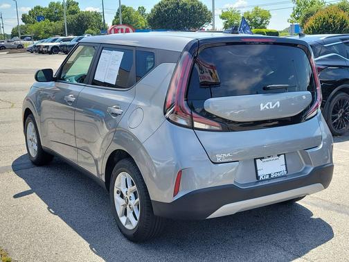 Steel Gray 2024 Kia Soul LX