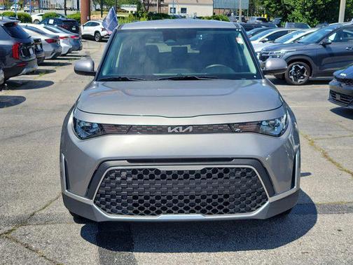 Steel Gray 2024 Kia Soul LX