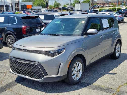 Steel Gray 2024 Kia Soul LX