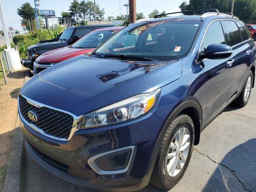2017 Kia Sorento LX