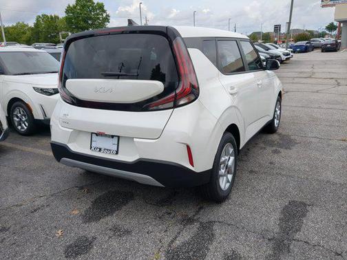 2025 Kia Soul LX