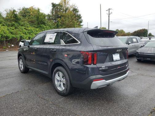 2026 Kia Sorento LX