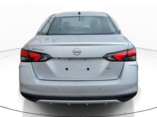 Brilliant Silver Metallic 2024 Nissan Versa 1.6 S