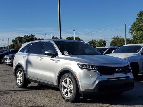 2022 Kia Sorento LX