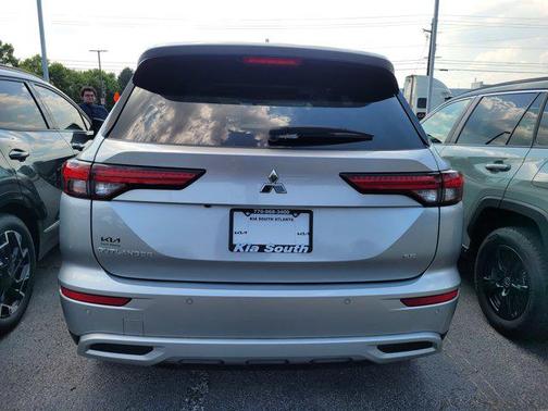 2024 Mitsubishi Outlander SE Black Edition S-AWC