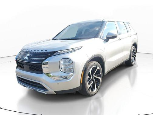 2024 Mitsubishi Outlander SE Black Edition S-AWC