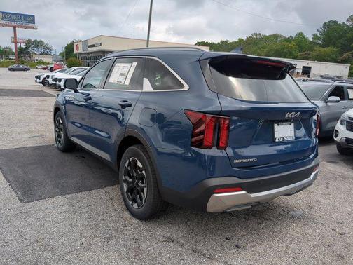 2025 Kia Sorento S