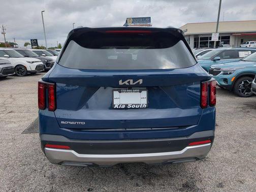 2025 Kia Sorento S