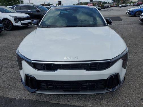 2025 Kia K4 GT-Line Turbo