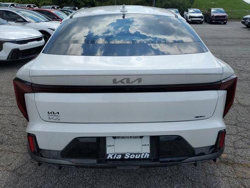 2025 Kia K4 GT-Line Turbo