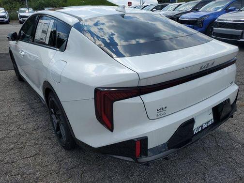 2025 Kia K4 GT-Line Turbo