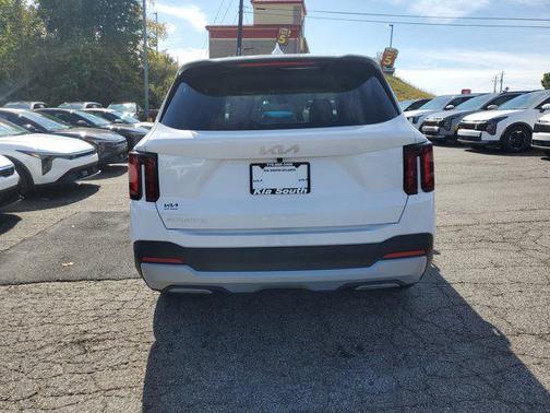 2026 Kia Sorento LX