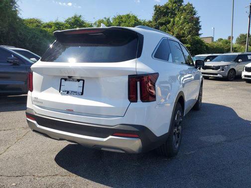 2025 Kia Sorento S