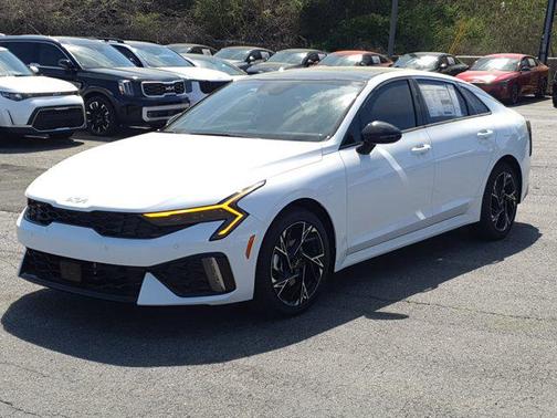 2025 Kia K5 GT-Line