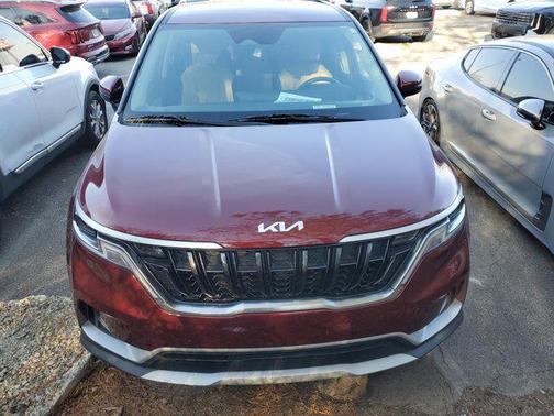 2023 Kia Carnival LX